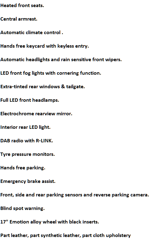 Renault Captur GT Line Specification