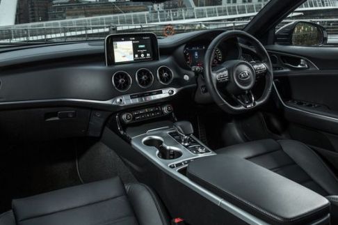 Kia Stinger business car leasing special offers